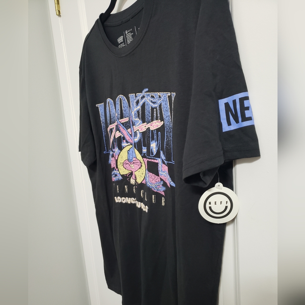 NEFF LOONEY TUNES Racing Club T-Shirt - Picture 3 of 7
